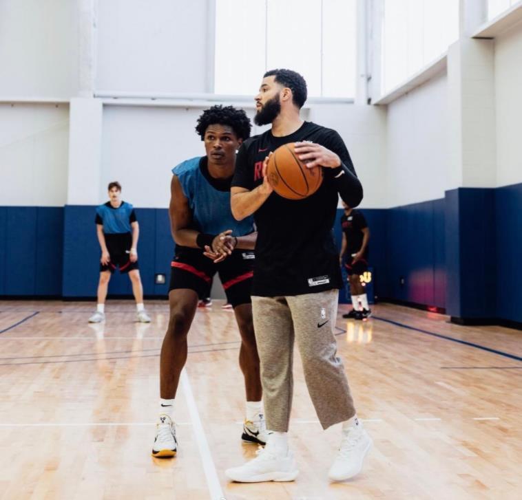 开云APP-场均15+7+3！火箭队22岁新星，3项技能皆需提升？或将接班范乔丹