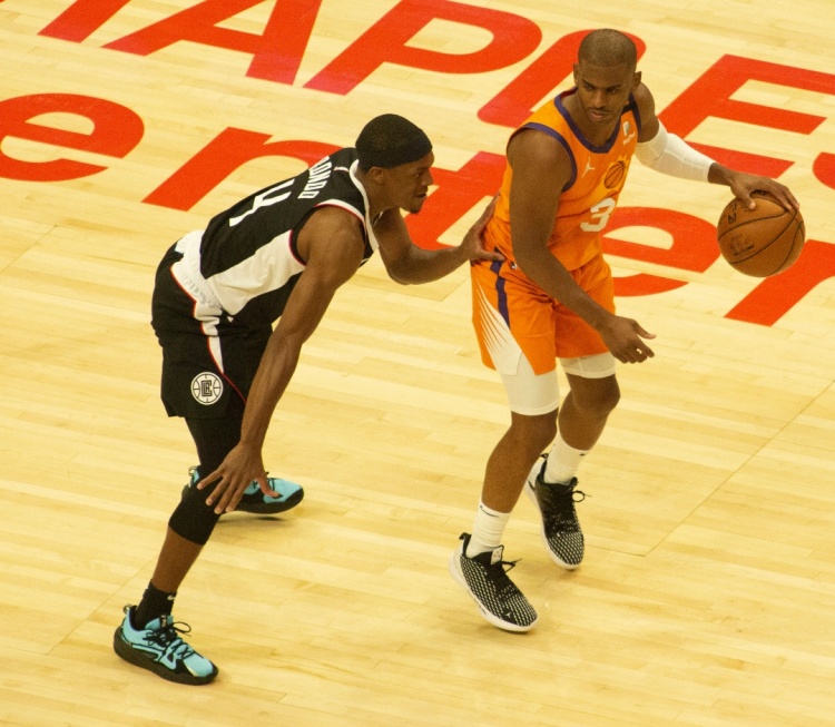 开云官方-卢盛赞隆多：如保罗般掌控全局，总能助队友创造优质得分良机