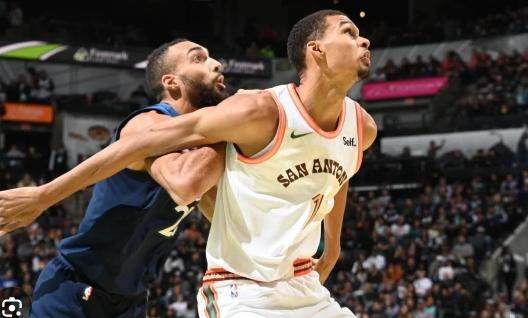 开云APP-封盖数霸榜 防守影响联盟第一 文班黑马冲击DPOY